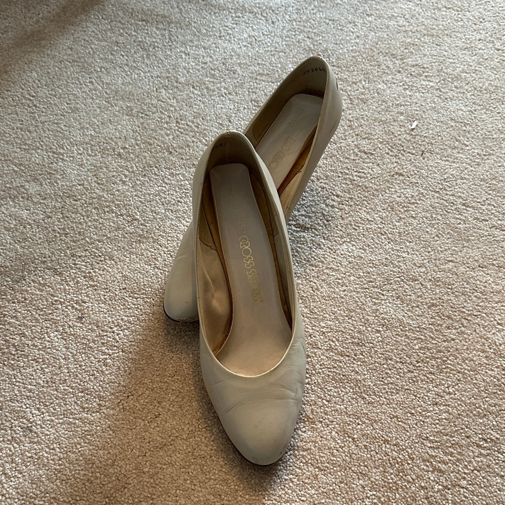 Elegant White Women's Shoes
